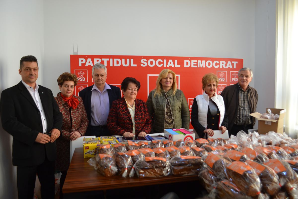 În Joia Mare, acțiune umanitară a PSD Piatra Neamț și a organizației de pensionari social-democrată! (galerie foto – video)