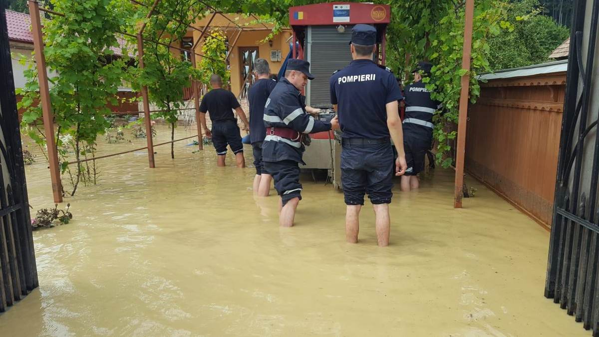 Inundaţii la Piatra-Neamţ, Alexandru cel Bun şi Tazlău