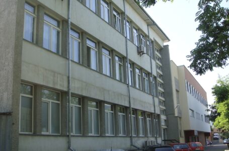 O femeie acuză: Nici morții nu mai sunt tratați cu respect la Spitalul Județean Neamț!