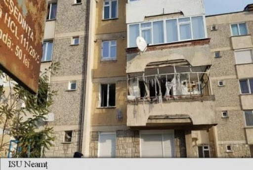 Explozie într-un apartament din Piatra-Neamț! Un bărbat orbit de furie a golit mai multe butelii de gaz! Un copil a fost rănit!