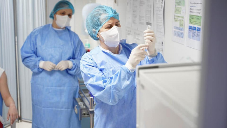 40% din cazurile noi de COVID din Neamţ, la persoane vaccinate