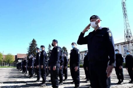 16 tineri din Neamţ au fost declaraţi „ADMIS” la Şcoala Militară de Subofiţeri de Jandarmi „Petru Rareş”
