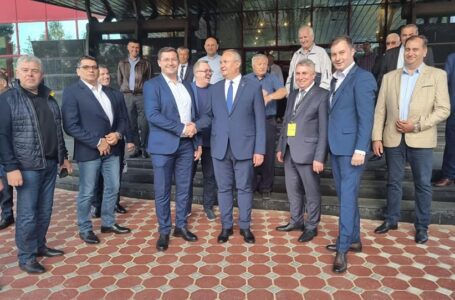 George Lazăr, lovitură politică de proporţii! Primarii USR şi PMP, în delegaţia PNL Neamţ la întâlnirea cu premierul Ciucă!