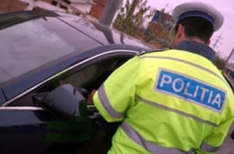 Tânăr prins de poliţiştii din Bicaz când conducea beat şi fără permis un autoturism cu numere false