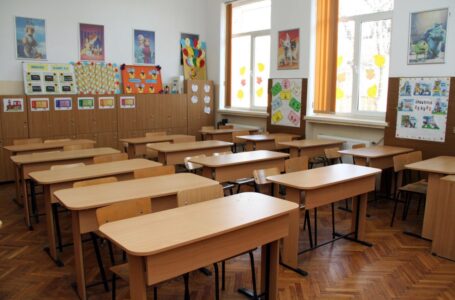 Zece şcoli din Neamţ NU au autorizaţie de securitate la incendiu