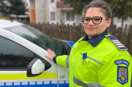 Portret de poliţistă! Agentul şef Marinela Ciubotaru de la Poliţia Roznov, de 18 ani în slujba comunităţii!