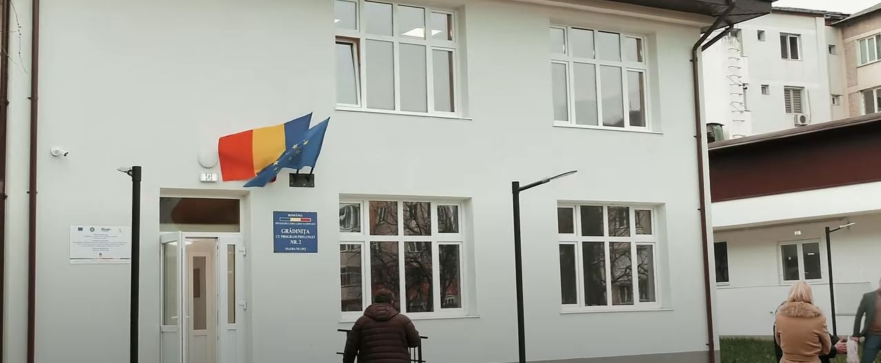 Grădinița nr. 2 Piatra-Neamţ și-a redeschis porțile pentru copii