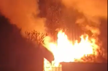 Incendiu devastator la o vilă din Piatra-Neamţ