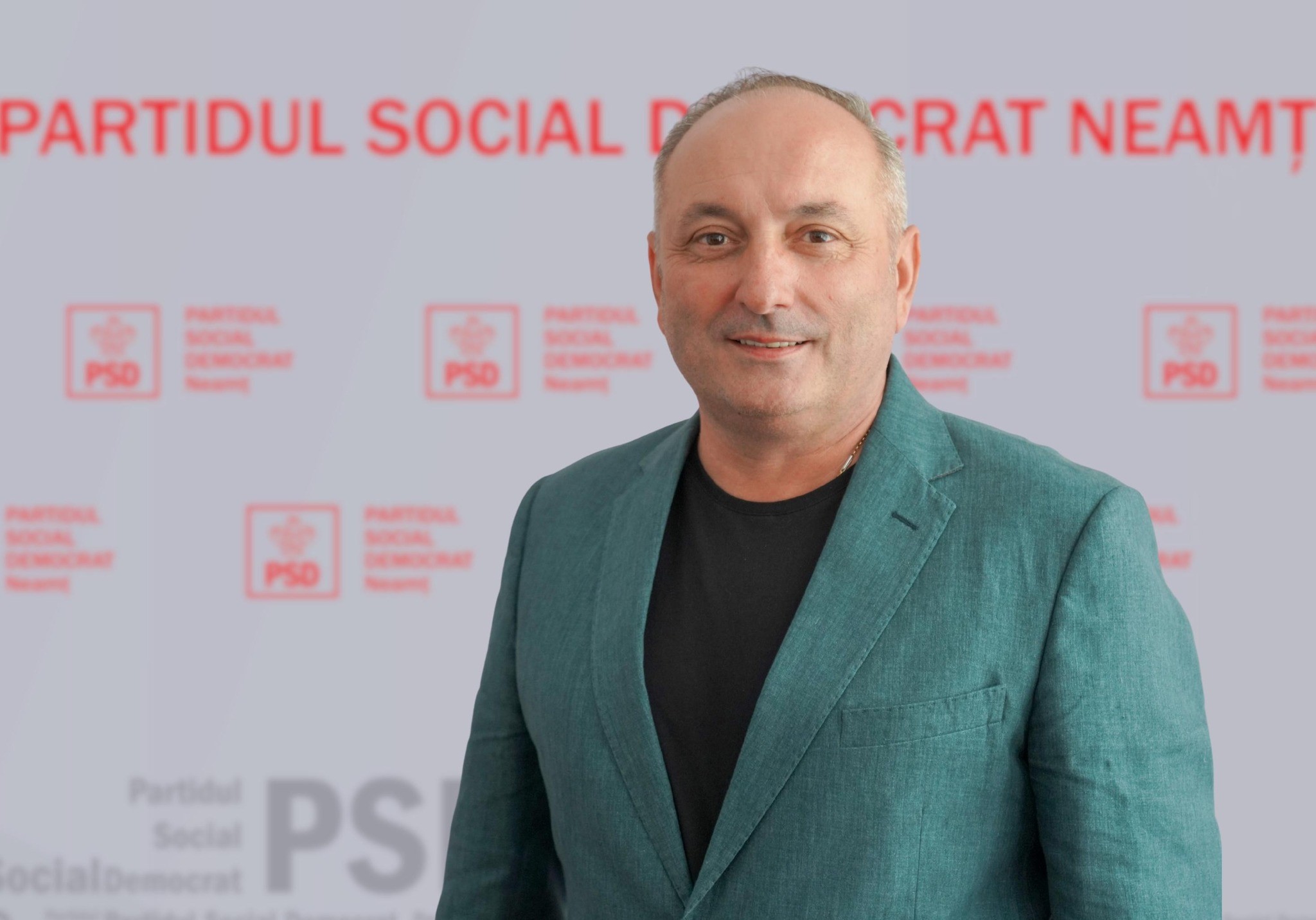 Daniel Vasilică Harpa (preşedinte PSD Neamţ): Punct de lucru la sediul organizaţiei unde cetățenii primesc asistență pentru depunerea cererilor