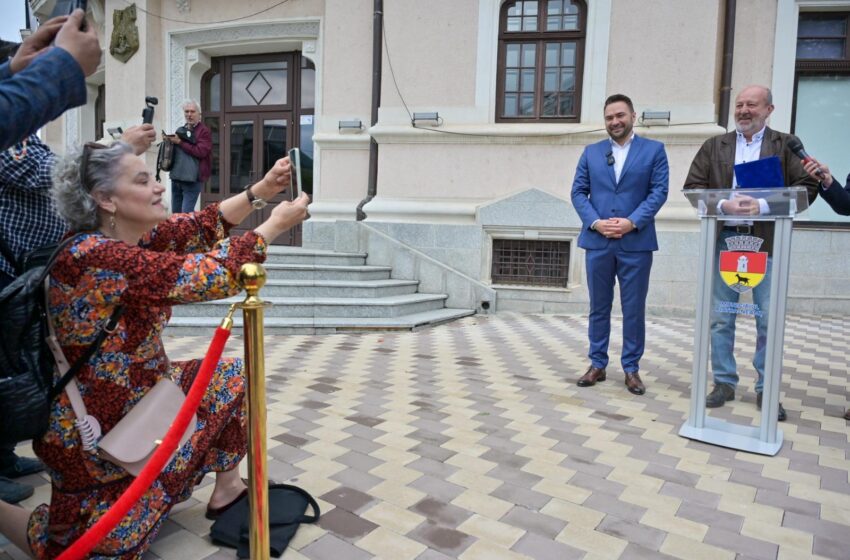 Claudiu Istodor, o nouă stea pe Aleea Personalităților din Piatra-Neamț