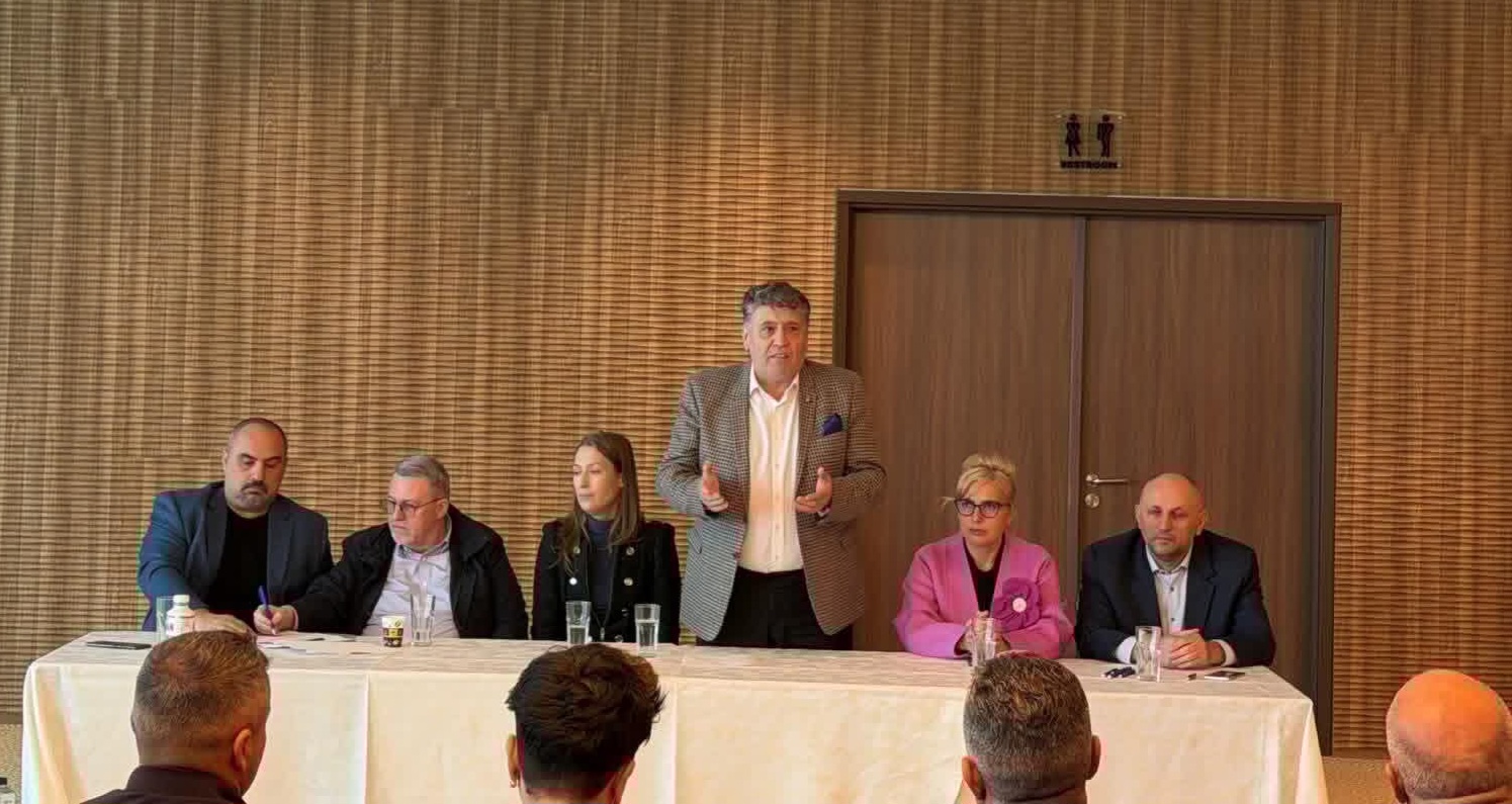PNL Neamț: „Opoziție dreaptă și onestă în locul unei puteri strâmbe”