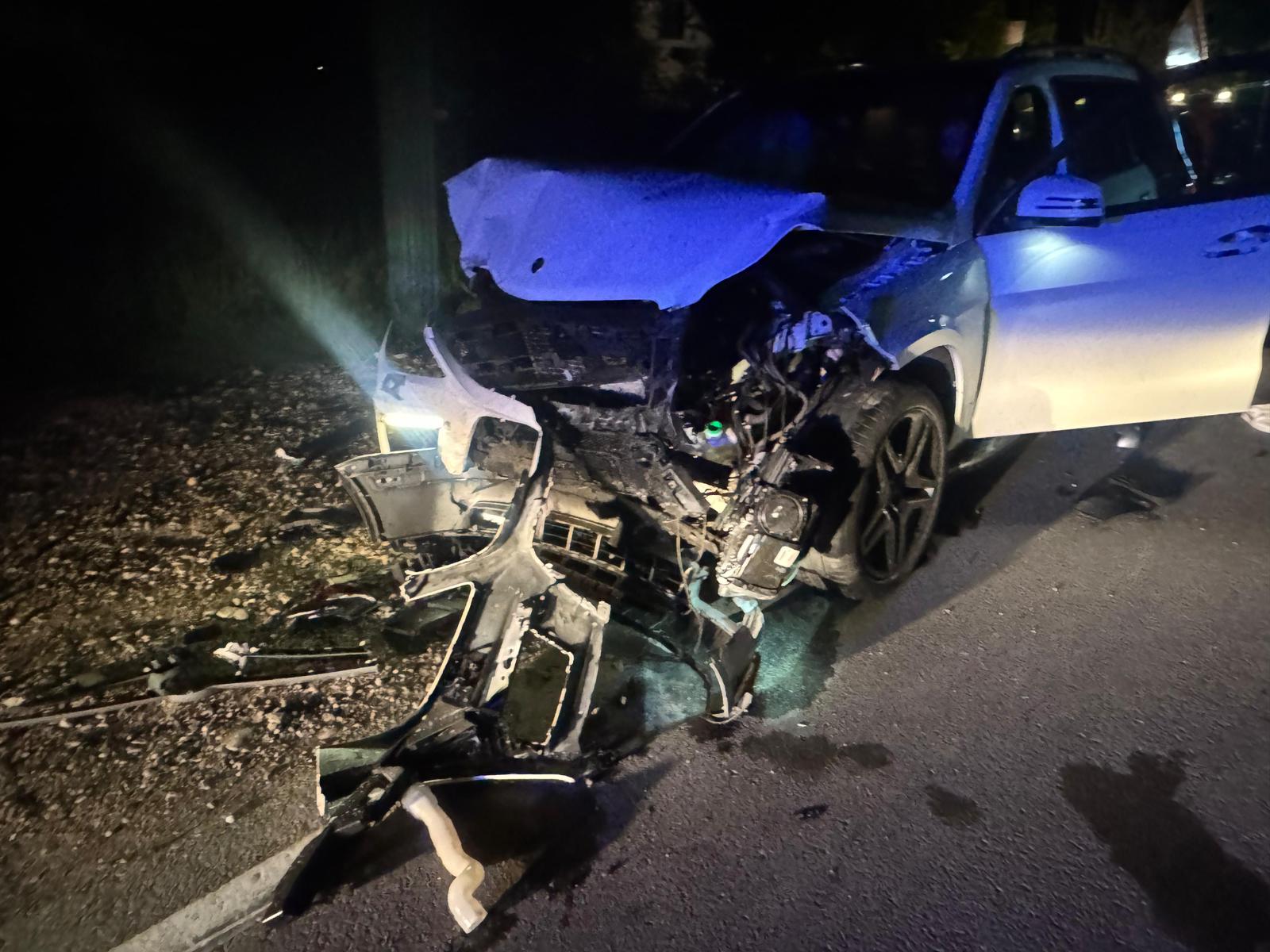 Accident grav în Târgu-Neamț: cinci mașini implicate și două persoane la spital