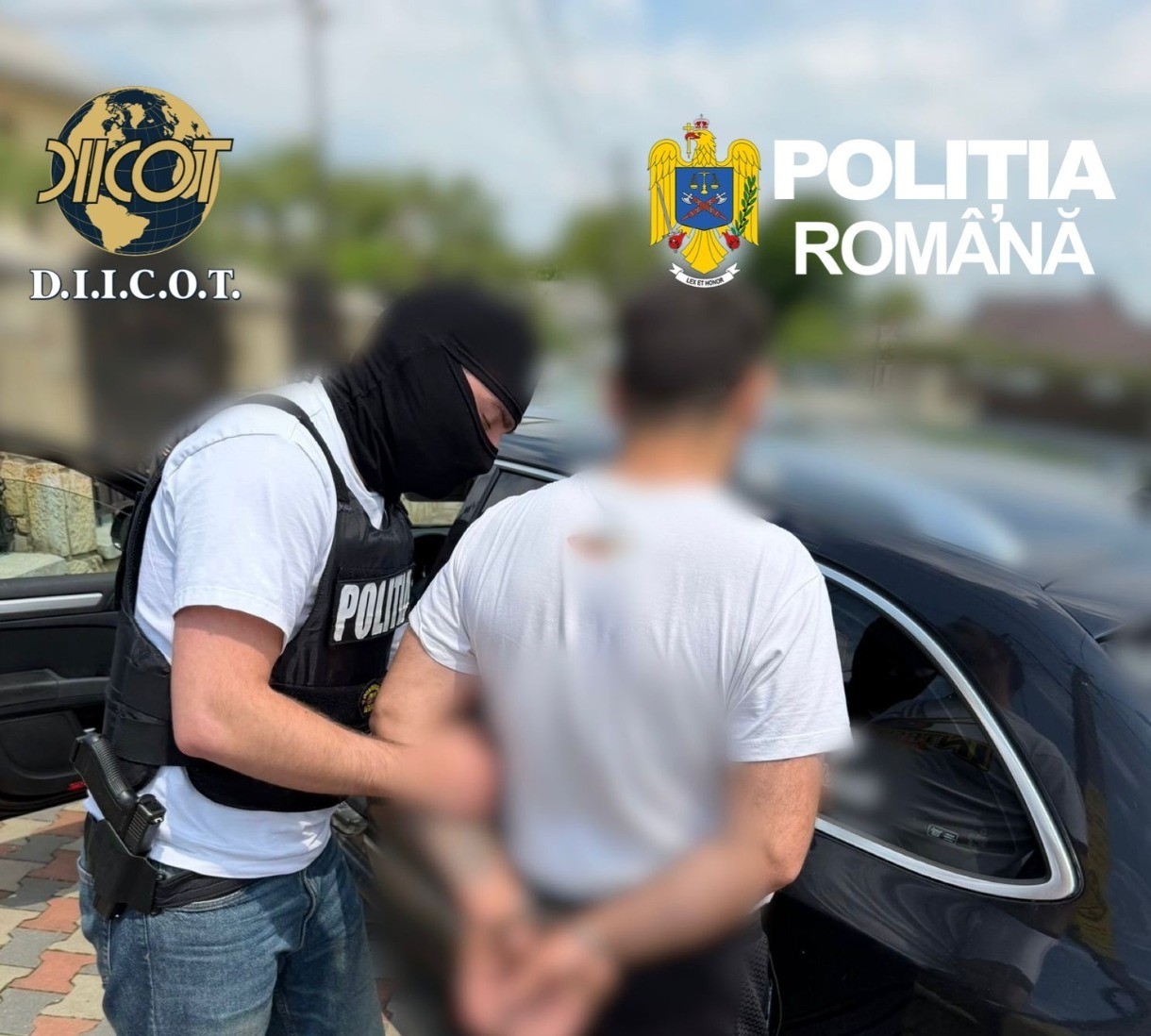 Percheziții în Neamț şi flagrant cu cocaină