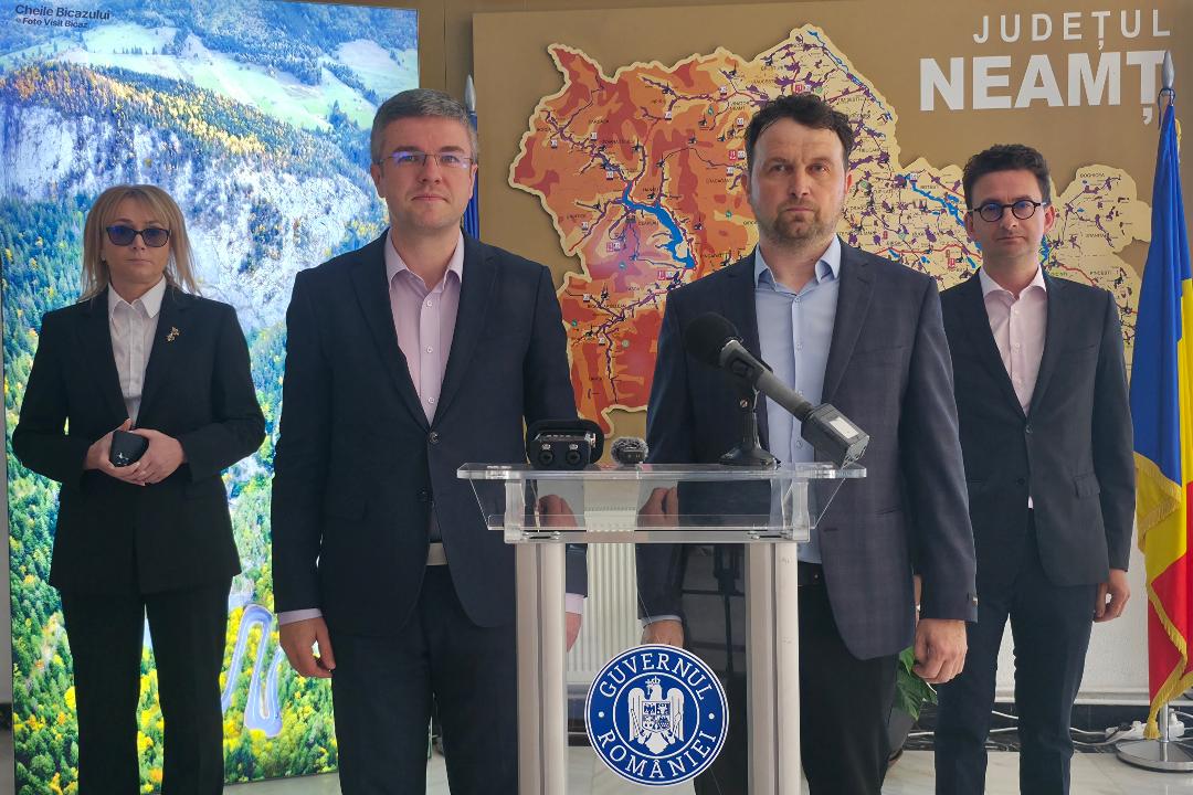 Ministrul Irineu Darău, la Piatra-Neamţ, despre reforme, digitalizare şi guvernare