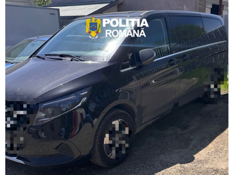Autoturisme de 200.000 de euro, furate din străinătate, descoperite la percheziții în Neamț