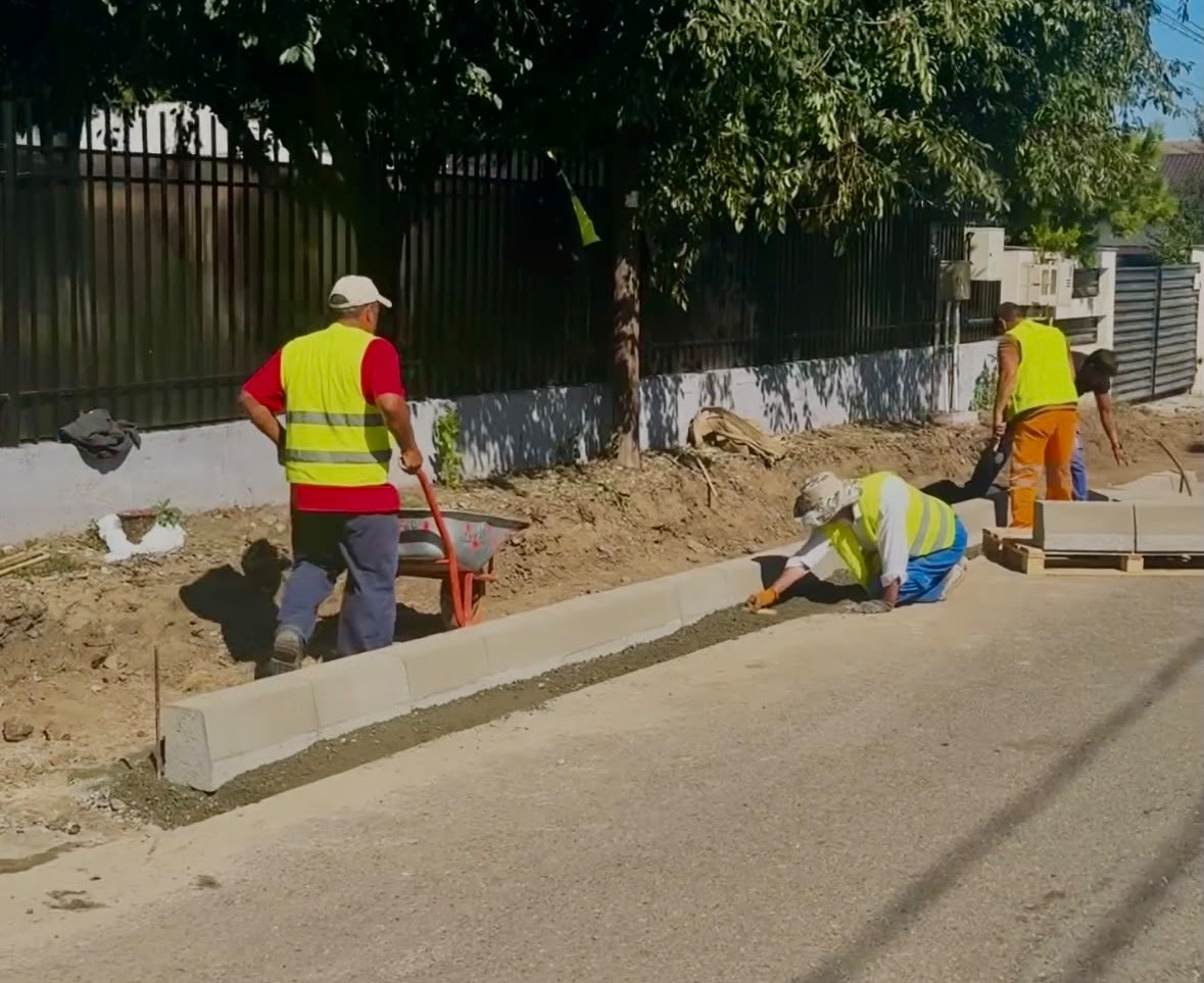 Strada Ion Ionescu de la Brad din Piatra-Neamţ a intrat în reabilitare